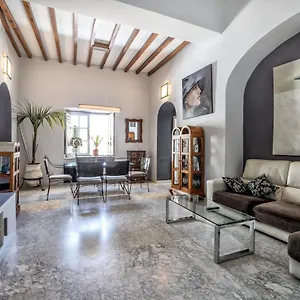 https://casa-la-tercia-parking-incluido-en-pleno-casco-historico.es-andalucia.com